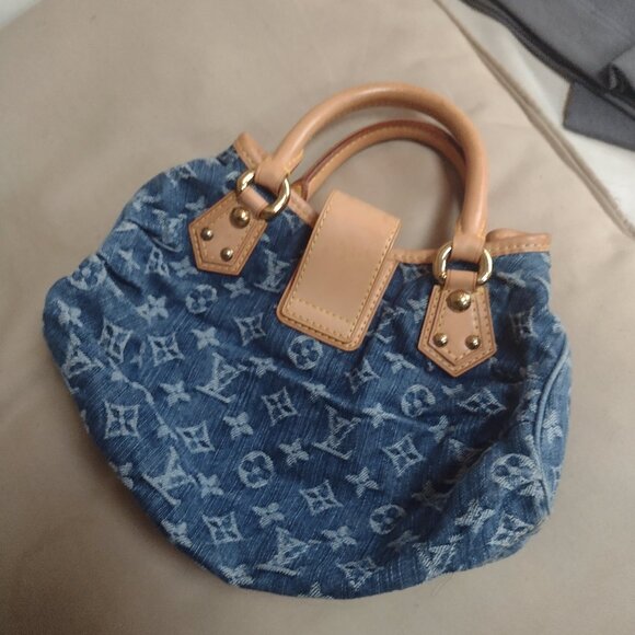 PRISTINE DISCONTINUED Louis Vuitton 💙💙Denim Pleaty mini~Wow! ✨ - Picture 8 of 16